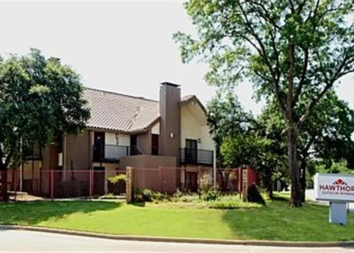 Hawthorn Suites Dallas Love Field